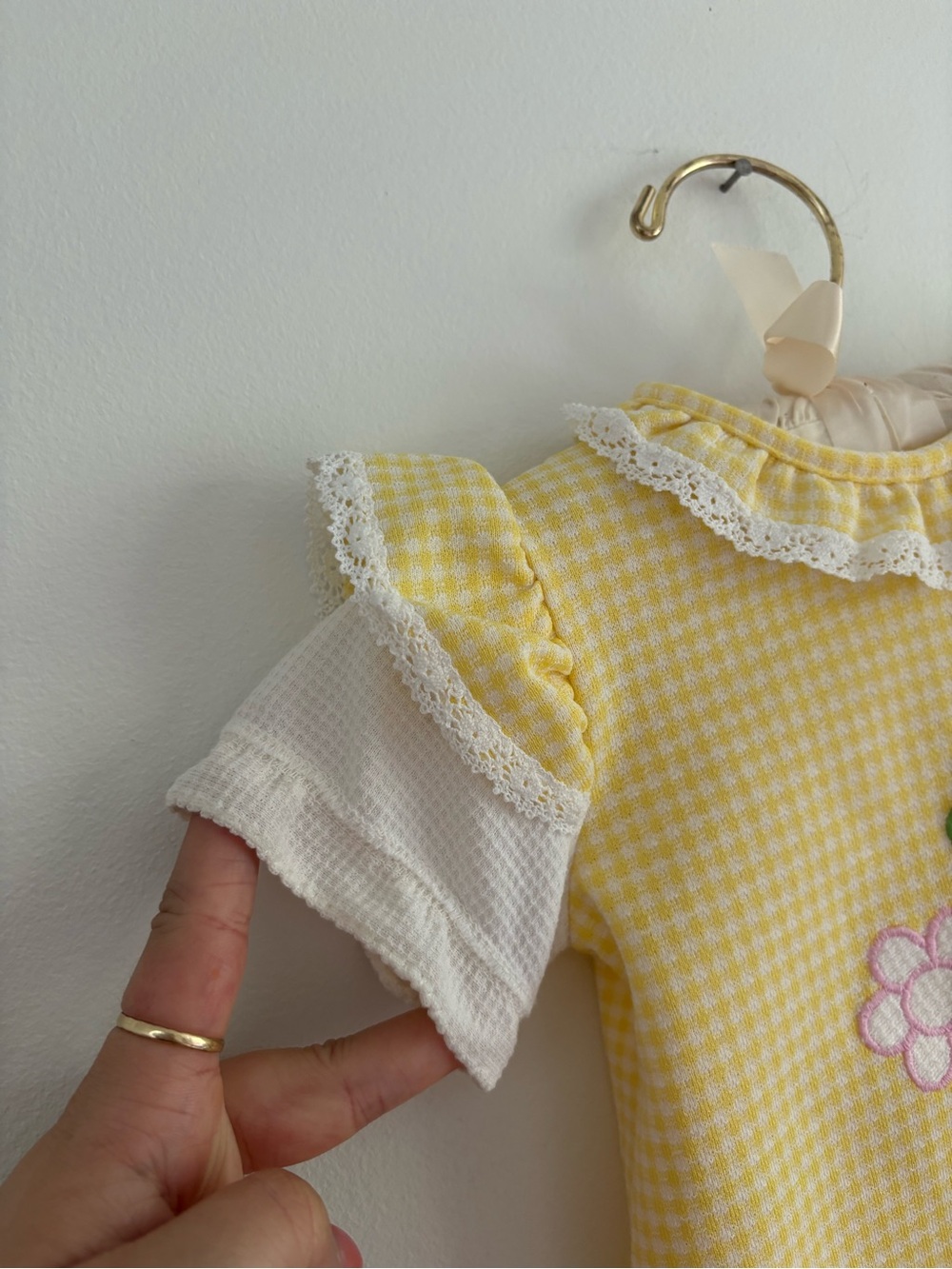 Vintage 70s Carter’s Puff Sleeve Romper Size 12M - Picture 2 of 4